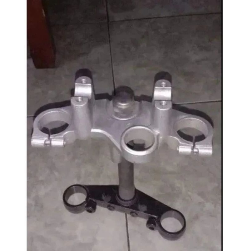 segitiga atas bawah Yamaha Byson original cabutan second