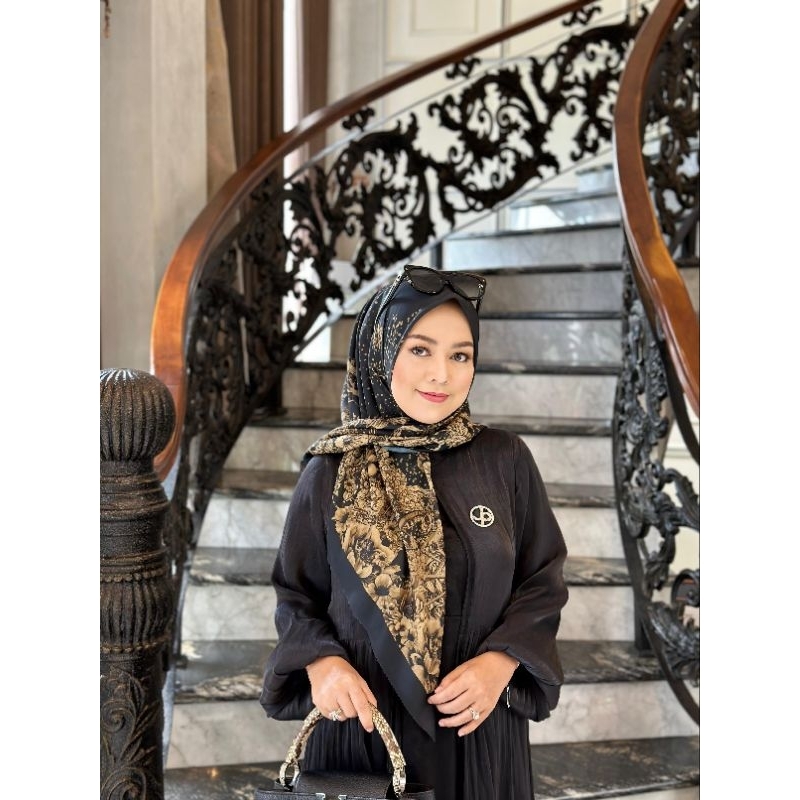 Journey exclusive Starla Series