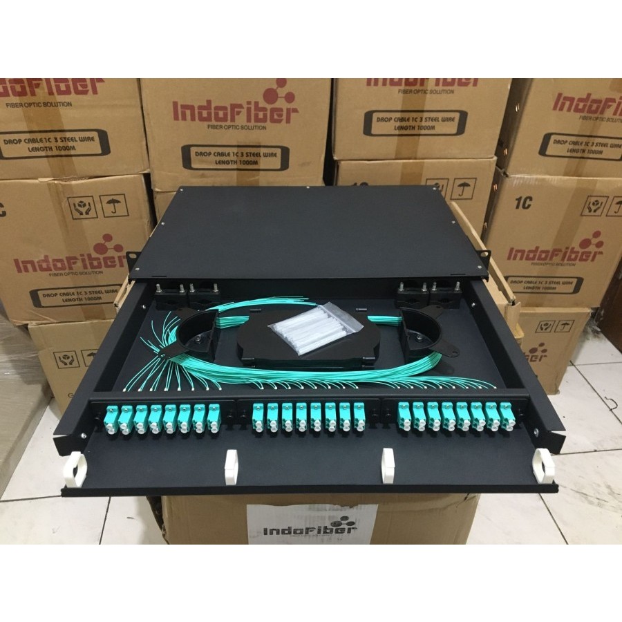OTB 48 core LC multimode OM3 rackmount sliding + Pigtail