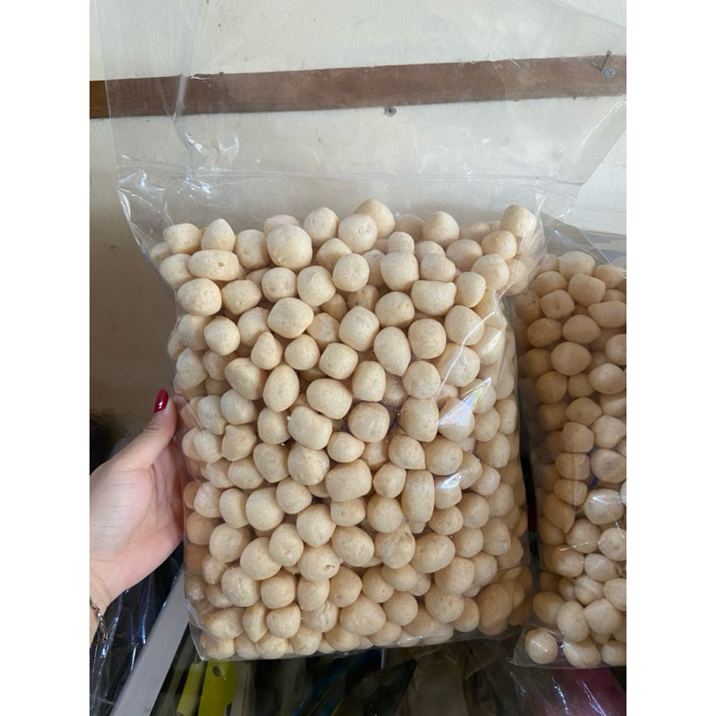 

Amplang ikan Tenggiring khas kalimantan