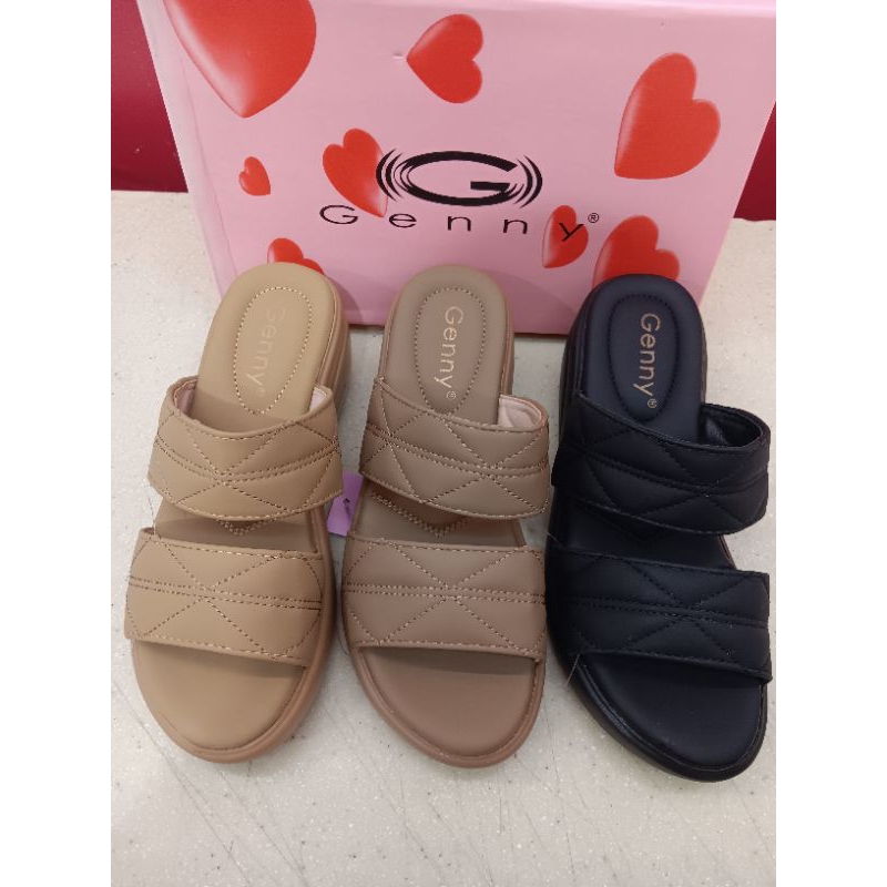 Genny sandal wedges wanita dewasa