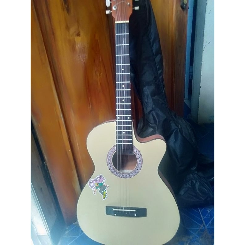 gitar mandalika