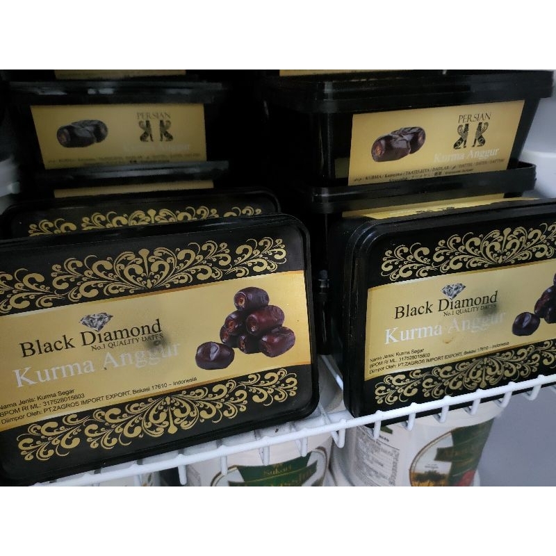 

kurma anggur black diamond