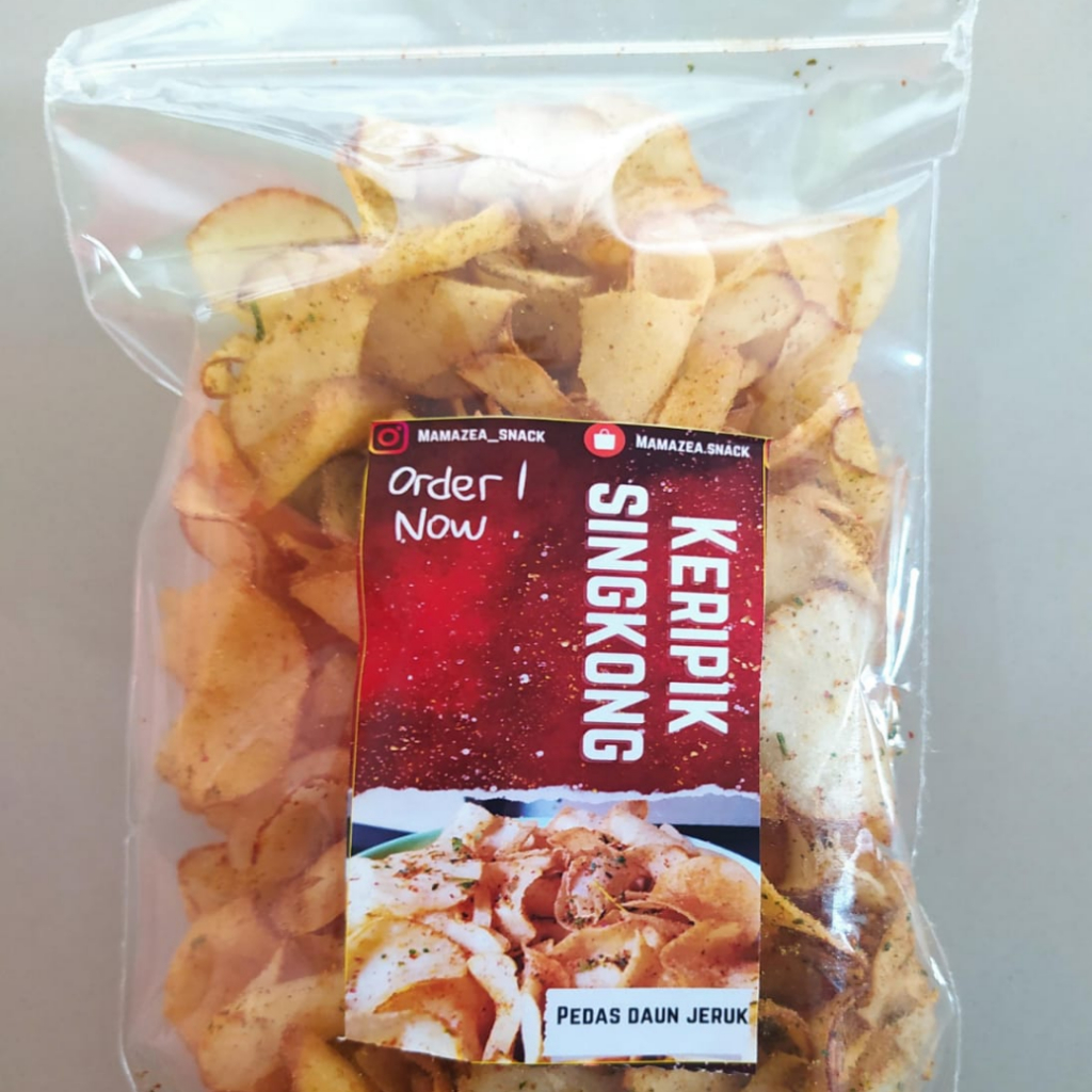 

Keripik singkong pedas daun jeruk kripset (KERING / CHILI OIL ) 150gram