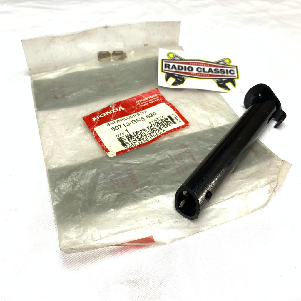 As Besi Step Belakang Kanan Bar Pillion Honda Legenda Supra Fit Supra X 125 Ori Ahm 50713GN5830