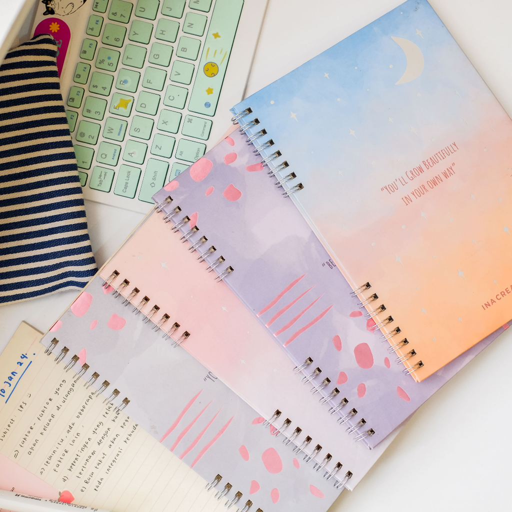 

Notebook Ina Creative Foil Spiral Hardcover A5 | | Spiral Notebook | Diary Book | Journal Book | Note| Buku Catatan Ring | Notebook Ring motif Aesthetic | Buku Sekolah | Souvenir Notebook