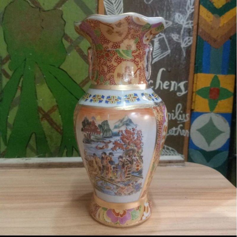 Vas bunga keramik diameter 8.6 tinggi 20.5cm motif burung merak