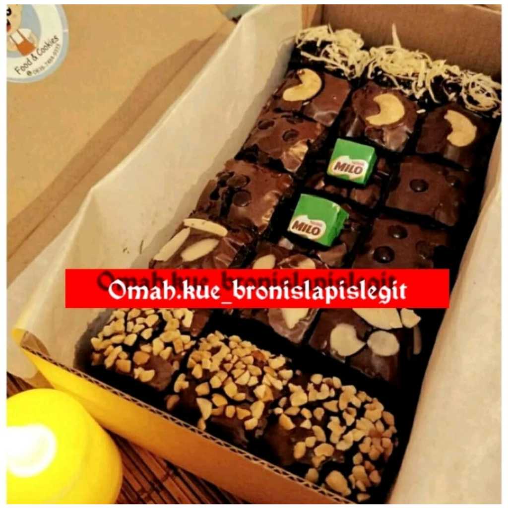 

COD GRATIS ONGKIR BRONIS SKAT ISI 18 PCS BROWNIES PANGGANG COKLAT NYOKLAT ENCIS 20 X 10