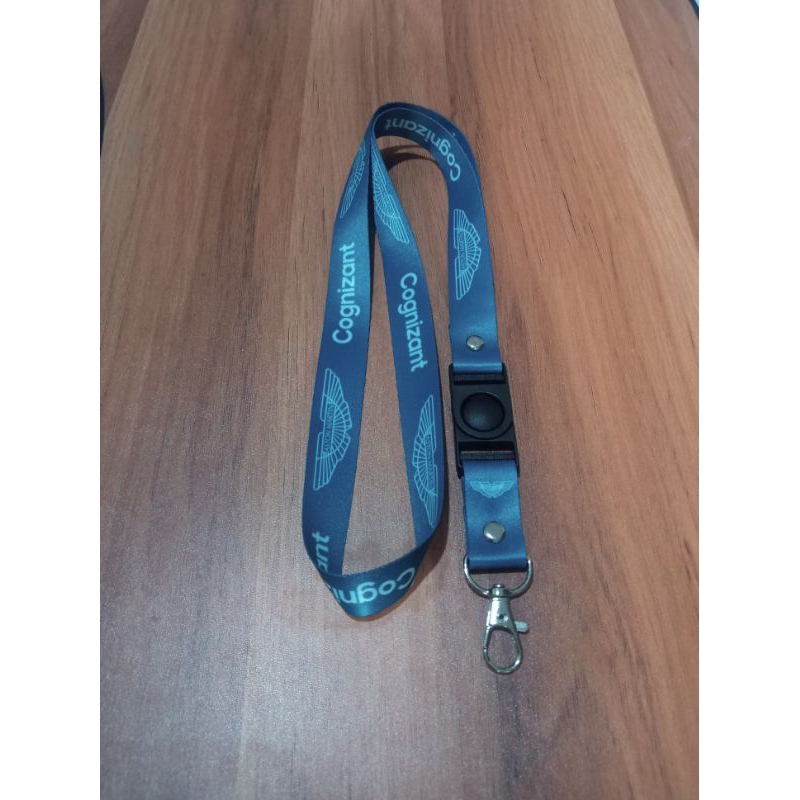 

Lanyard F1 Aston Martin Formula 1 Satuan Dua Sisi Sebastian Vettel