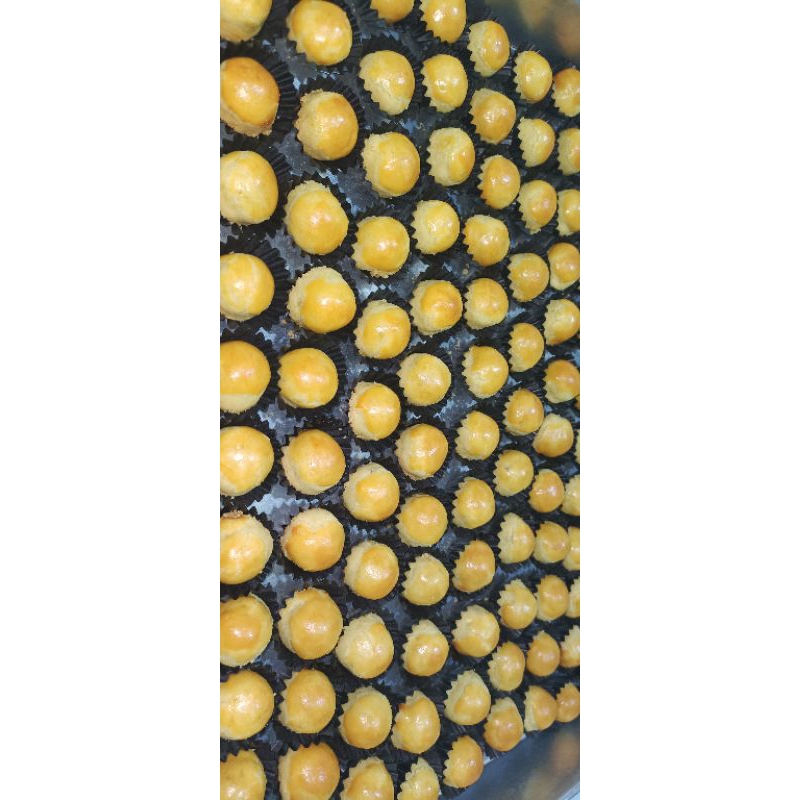 

kue kering nastar nanas snack imlek lebaran toples 500ml