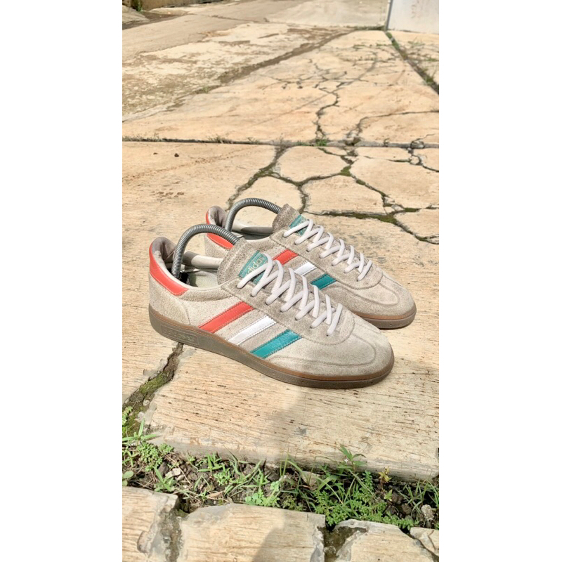 Adidas Spezial St Patrick beige