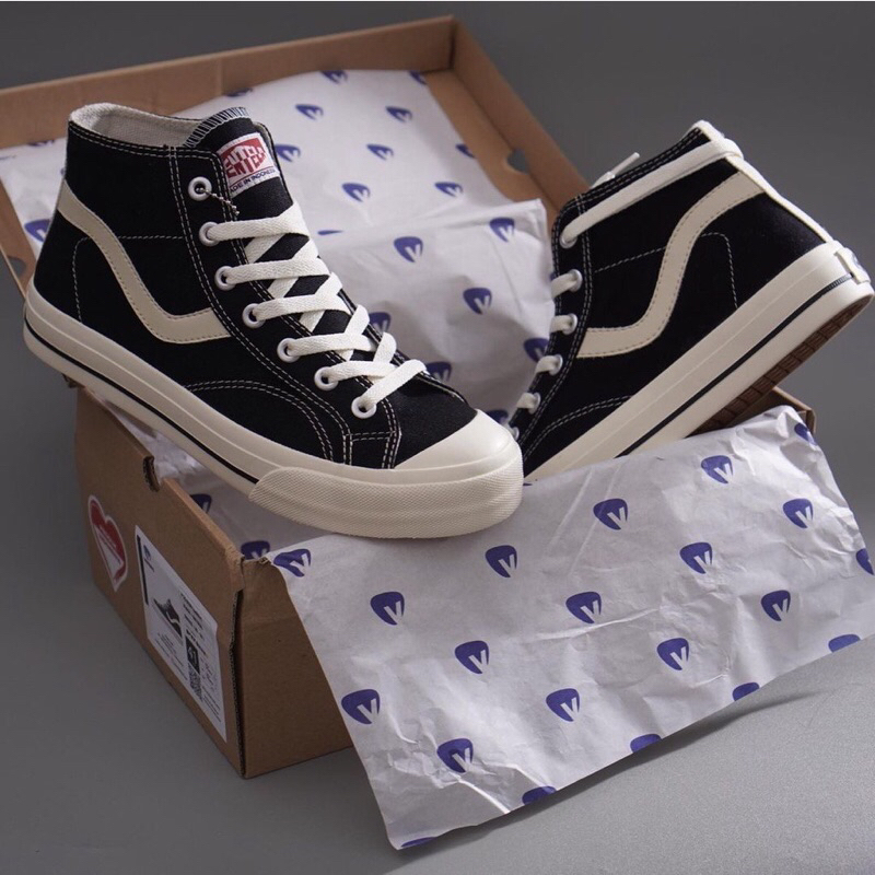 Sepatu Ventela Tinggi Hitam Putih Pria Wanita / Sepatu Sekolah Pria Wanita Cewek Cowok Hitam Putih