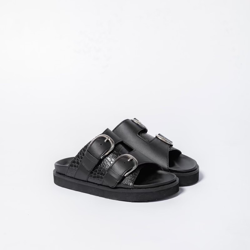 Preloved Sandal Atozz.id