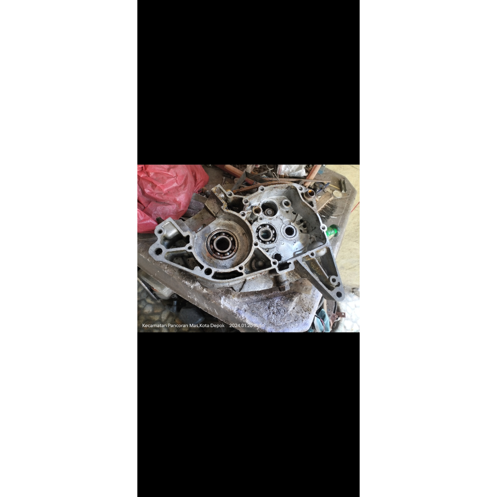 Crankcase rengkes krengkes kanan RX king cobra 1TR original copotan