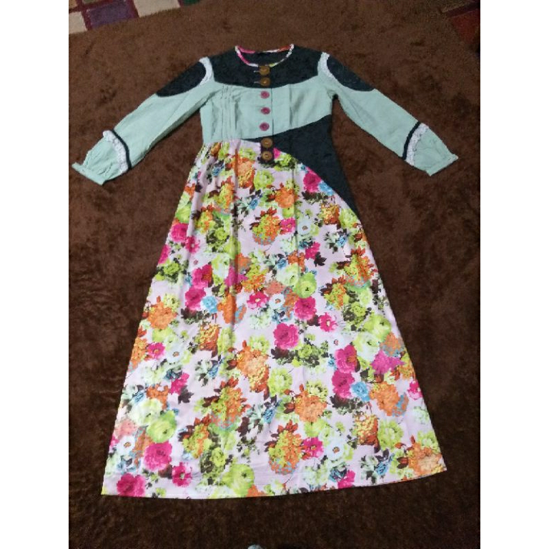 tuneeca preloved