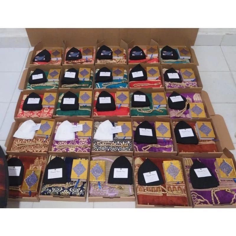 

HAMPERS COWOK MUSLIM MURAH MERIAH