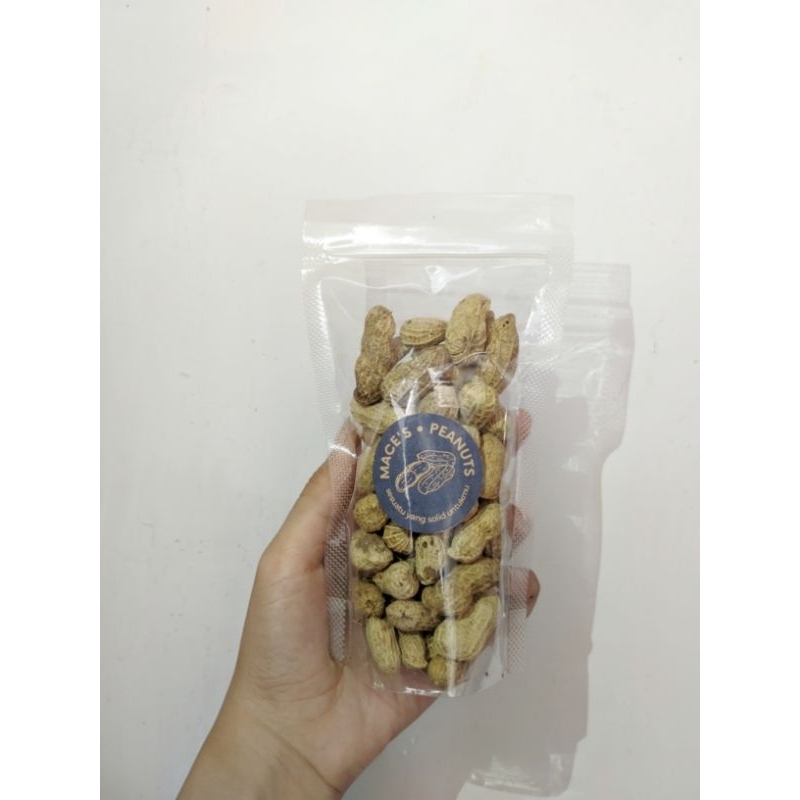 

MACE'S PEANUTS kacang kulit original70g
