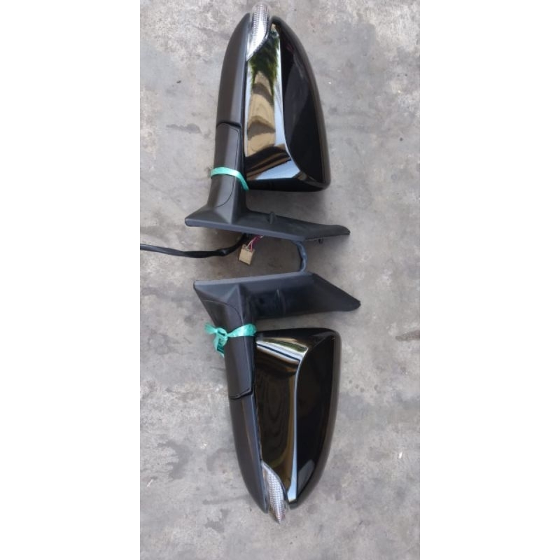 Spion mobil sigra calya lipat otomatis retract elektrik mirror original