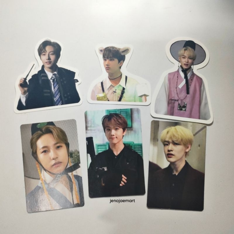 Puff sticker Renjun Chenle Jisung Hogwarts Police vampire hanbok