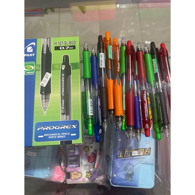 

Pensil Mekanik 0.7mm merk pilot Progrex