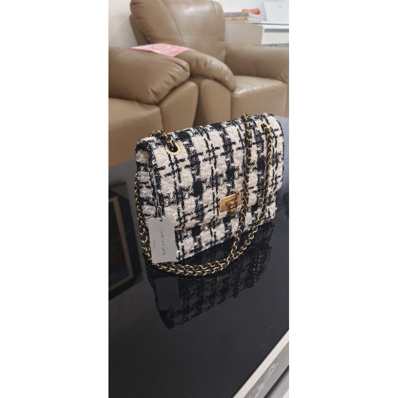 Charles & Keith bag Tweed 23x20 New