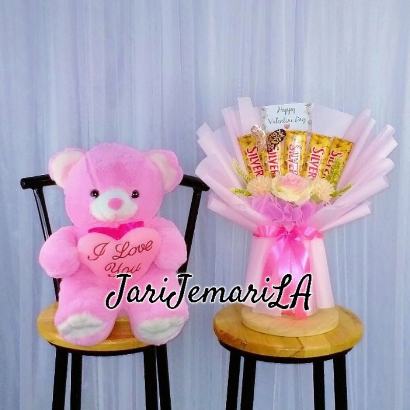 

Buket Coklat Valentine medan/ hadiah valentine medan/ kado valentine medan