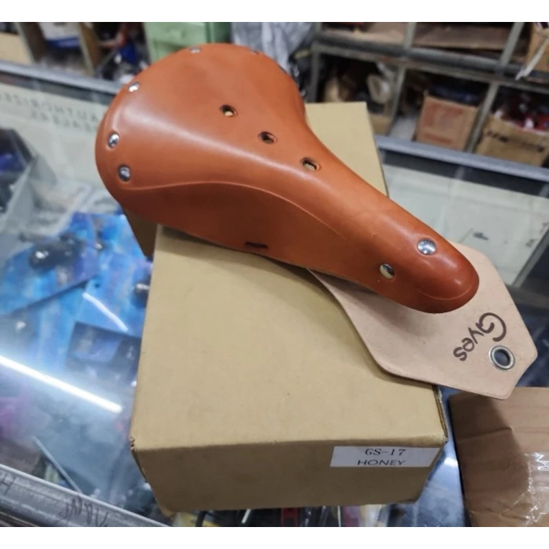 T. Sadel Gyes Original Kulit Asli GS 17 Honeymoon Classic- Gyes Taiwan