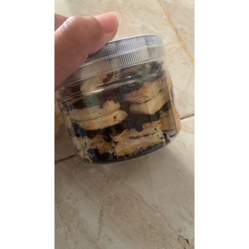 

PETITE PUFF DARK OREO