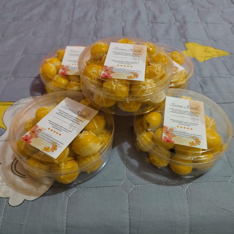 

Kue Nastar Premium Toping Keju 250gram 500gram