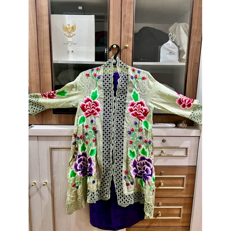 kebaya bordir roemah kebaya