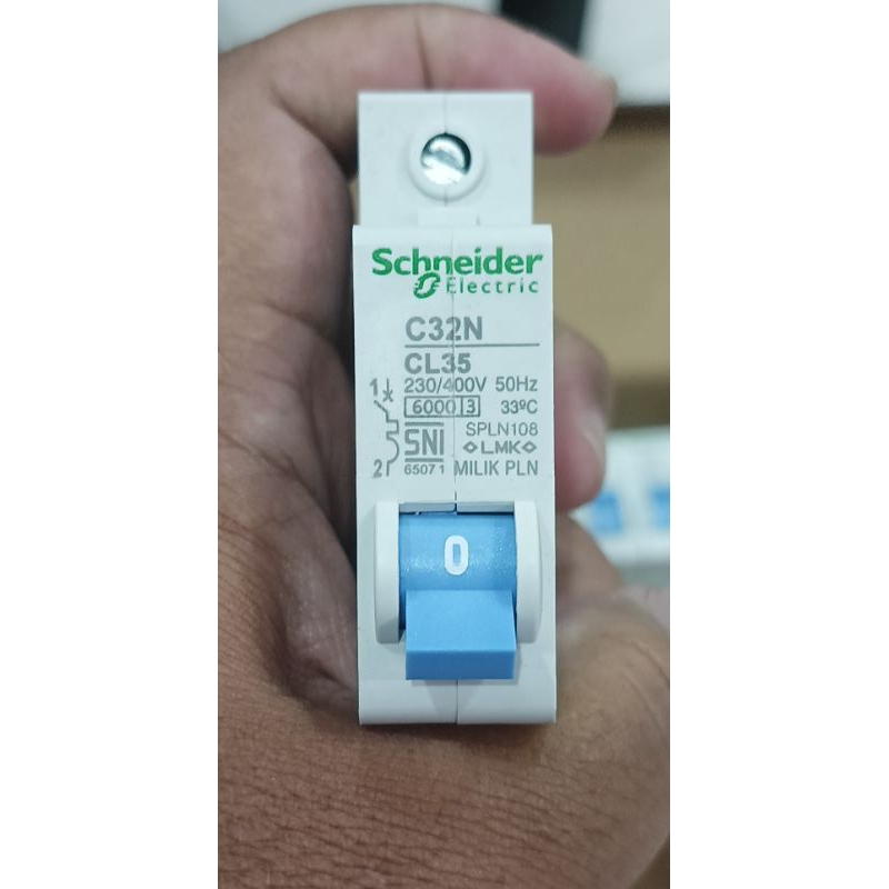 mcb scheider pln 35a