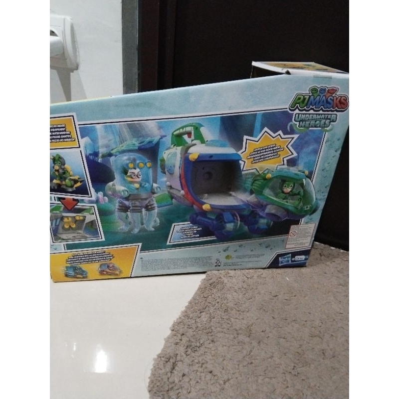 hero submarine launcher pj masks heroes underwater hasbro