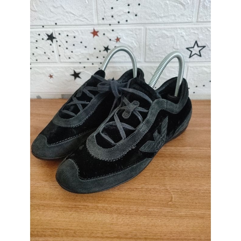 Sepatu sneakers second Emporio Armani size 37