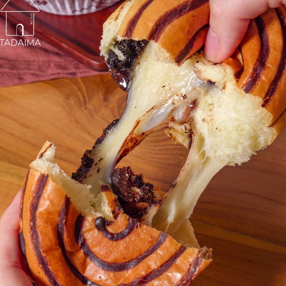 

V44859 Chocolate Mochi Bread