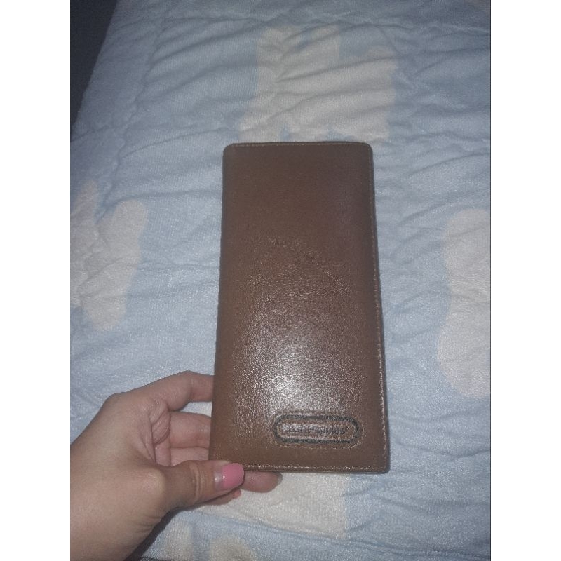 dompet panjang hush puppies preloved