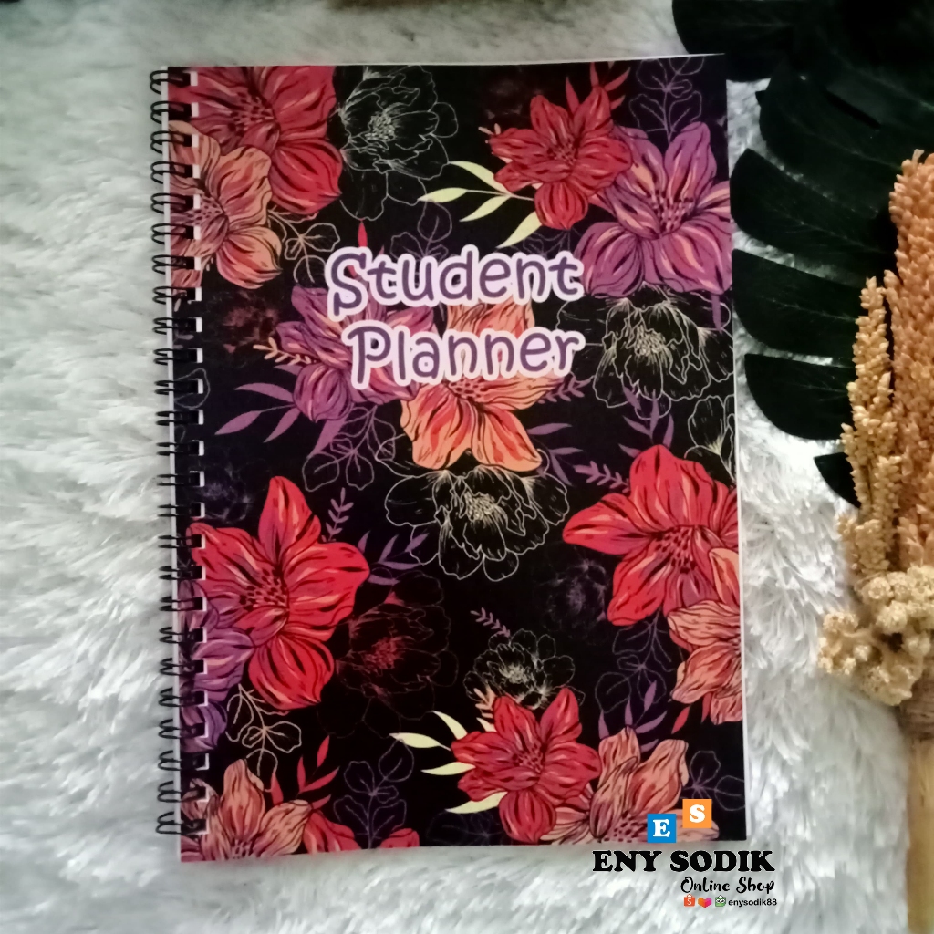 

BUKU STUDENT PLANNER UK 21,6X15,5CM JILID SPIRAL 100 HAL NON-CUSTOM / BUNGA