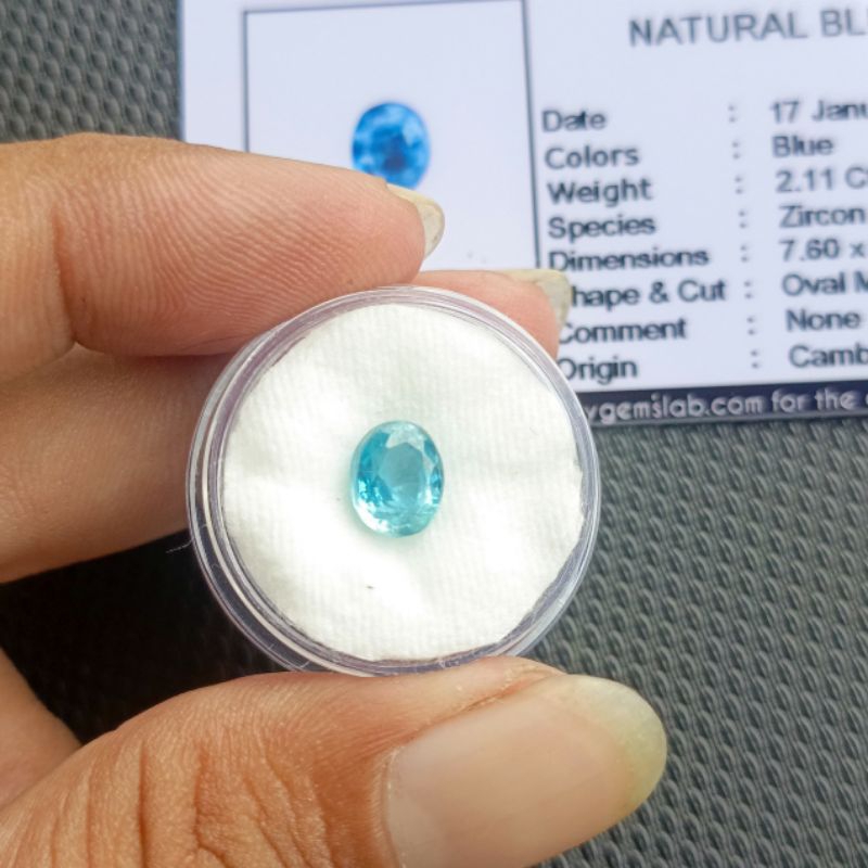 Natural Blue Zircon Bermemo