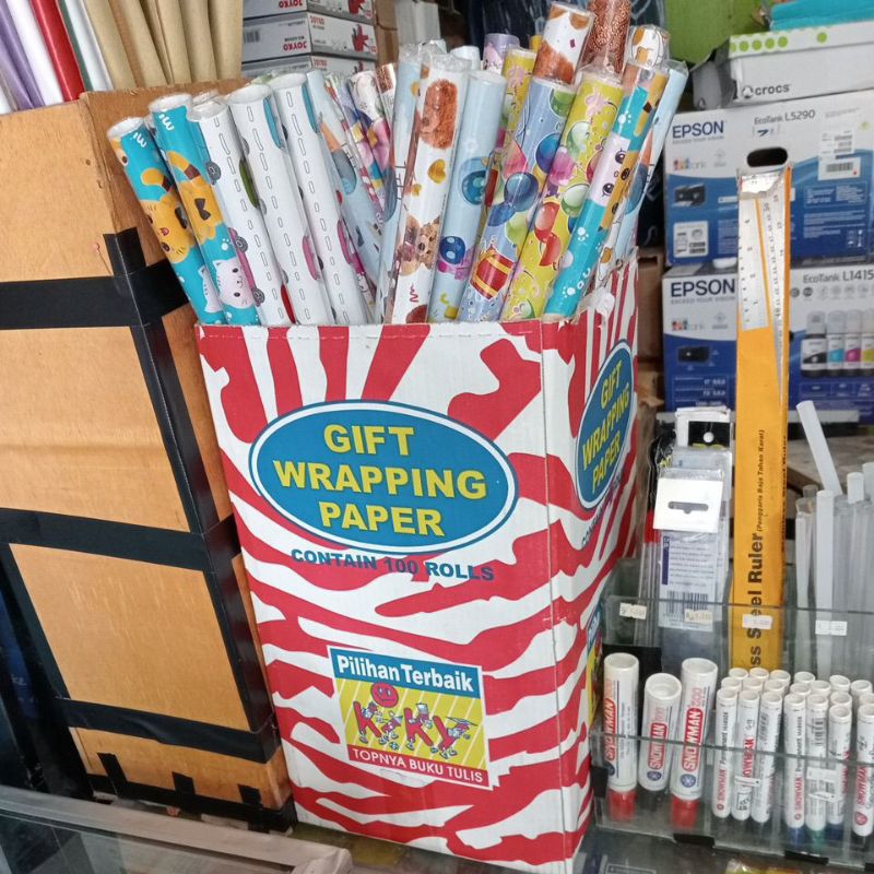 

Kertas Kado Kiky