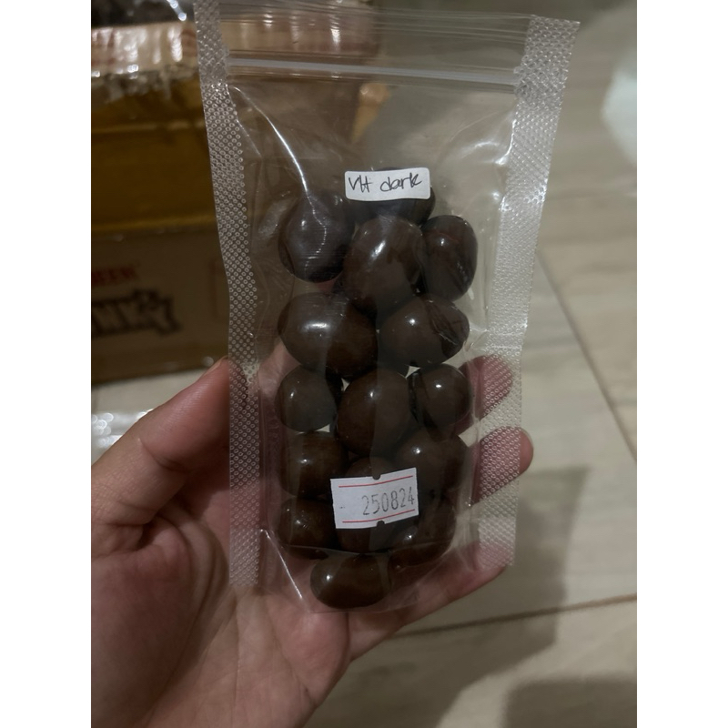 

coklat vanhouten almond