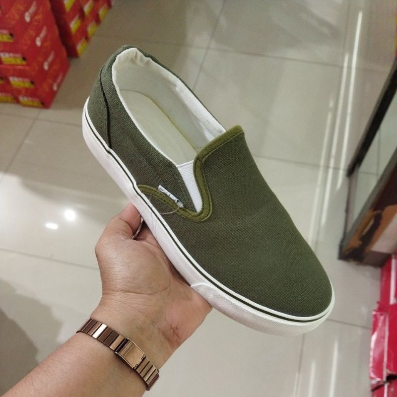 Sepatu sneakers wanita By Cardinal Shoes original