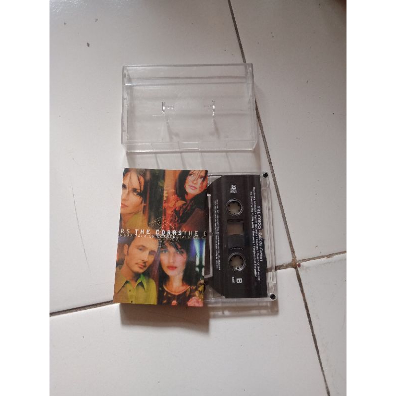 Kaset The Corrs talk on corner