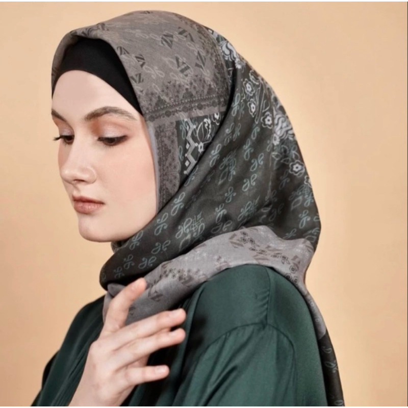 Preloved Vivi Zubedi Nayara Scarf Olive