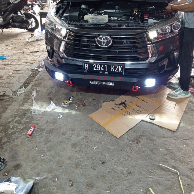 Tanduk bemper depan mobil Innova reborn model custom