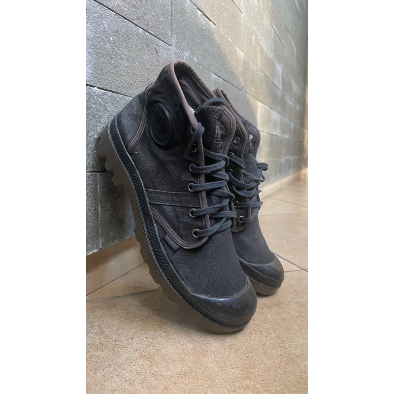 PALLADIUM BOOTS BLACK WASH
