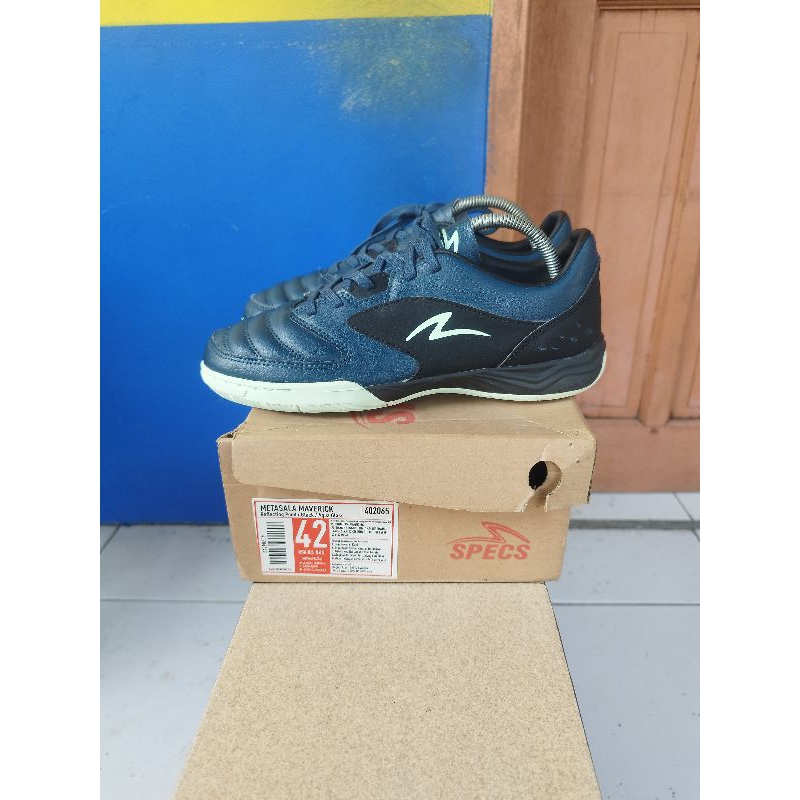 Sepatu futsal specs Metasala maverick