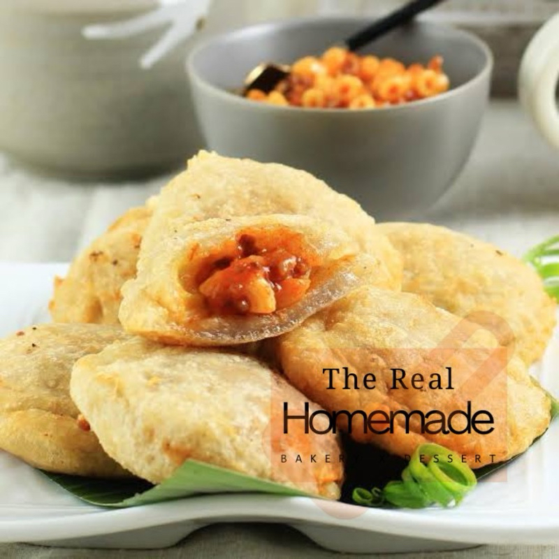 

Cireng Isi Mozarella & Baso Sapi Pedas