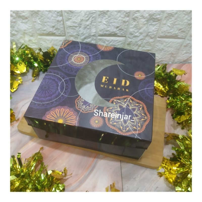 

Box 22x22x10cm Untuk Kue Lapis Legit-Kotak Kado Dus Idul Fitri