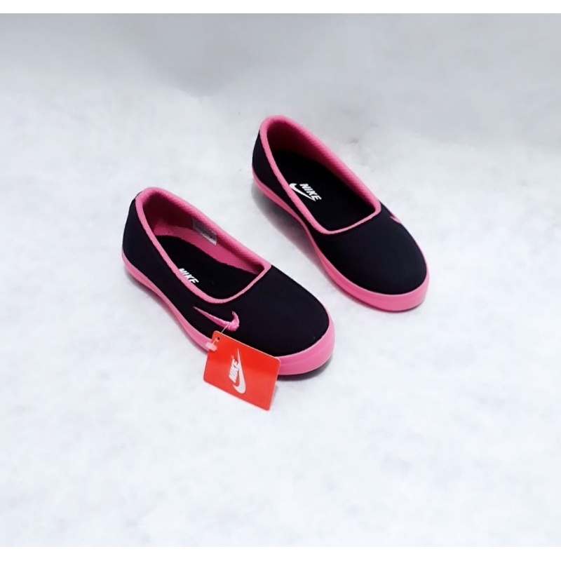 Bisa COD Sepatu anak perempuan/cewe sekolah santai slop flat import size 30-35