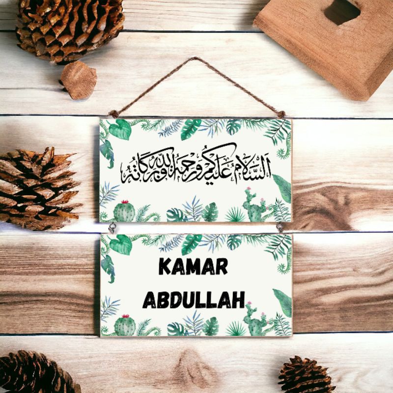 Hiasan pintu kamar custom