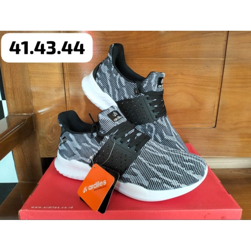 (WAJIB TANYA STOK) Sepatu pria ardiles size 41,43,44